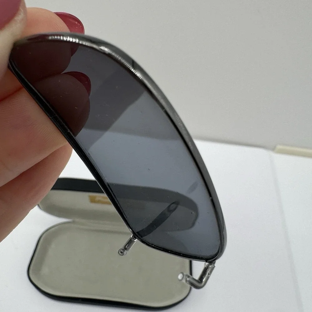 Polar Optics Eyes Premium Polarized Clip On Sunglasses Lot Of 2 Rectangular Case